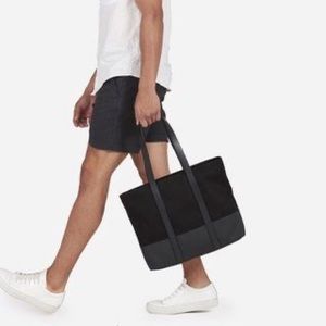 Everlanne Dipped Zip Tote